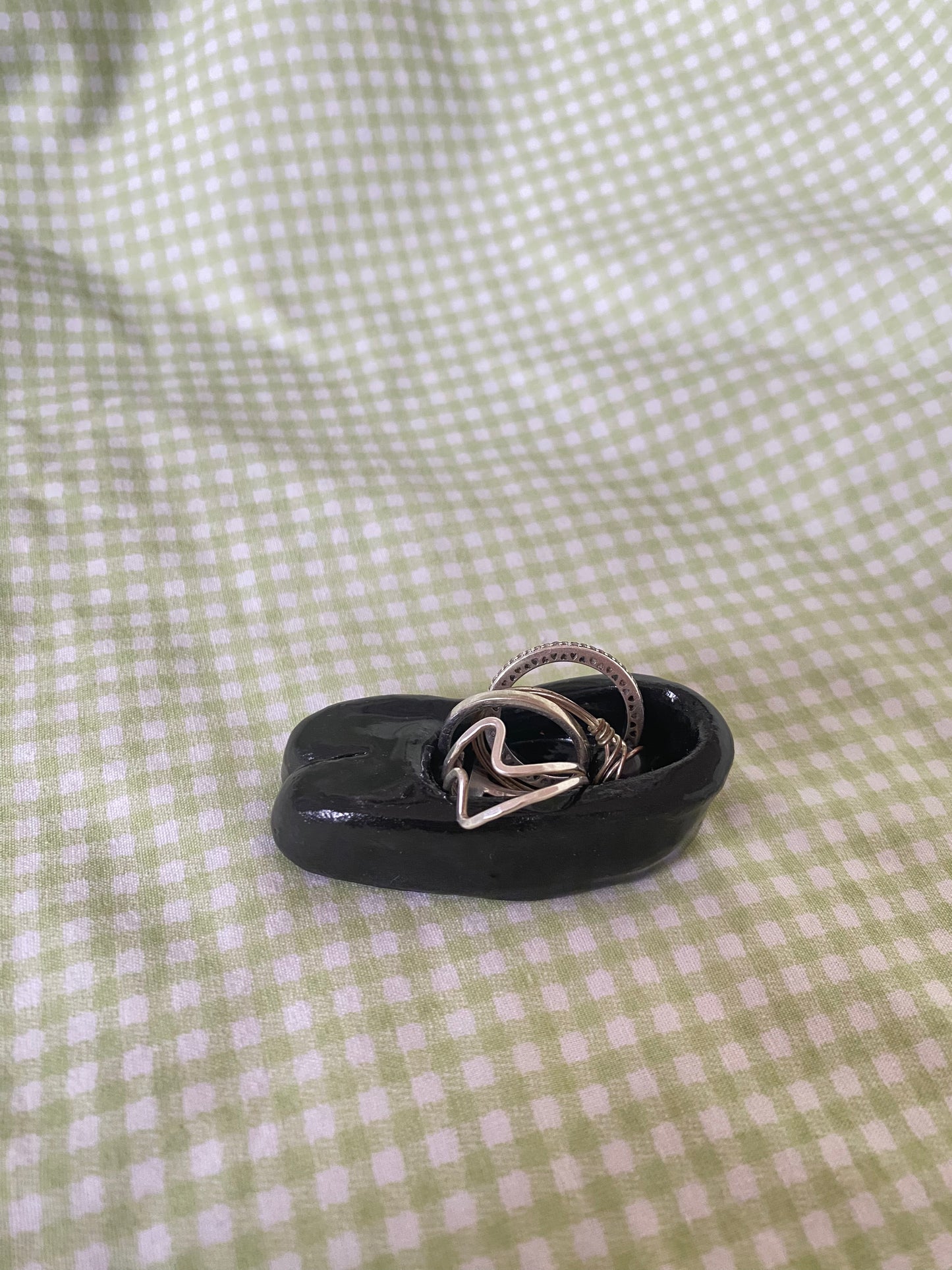 Tabby Shoe Ring Holder