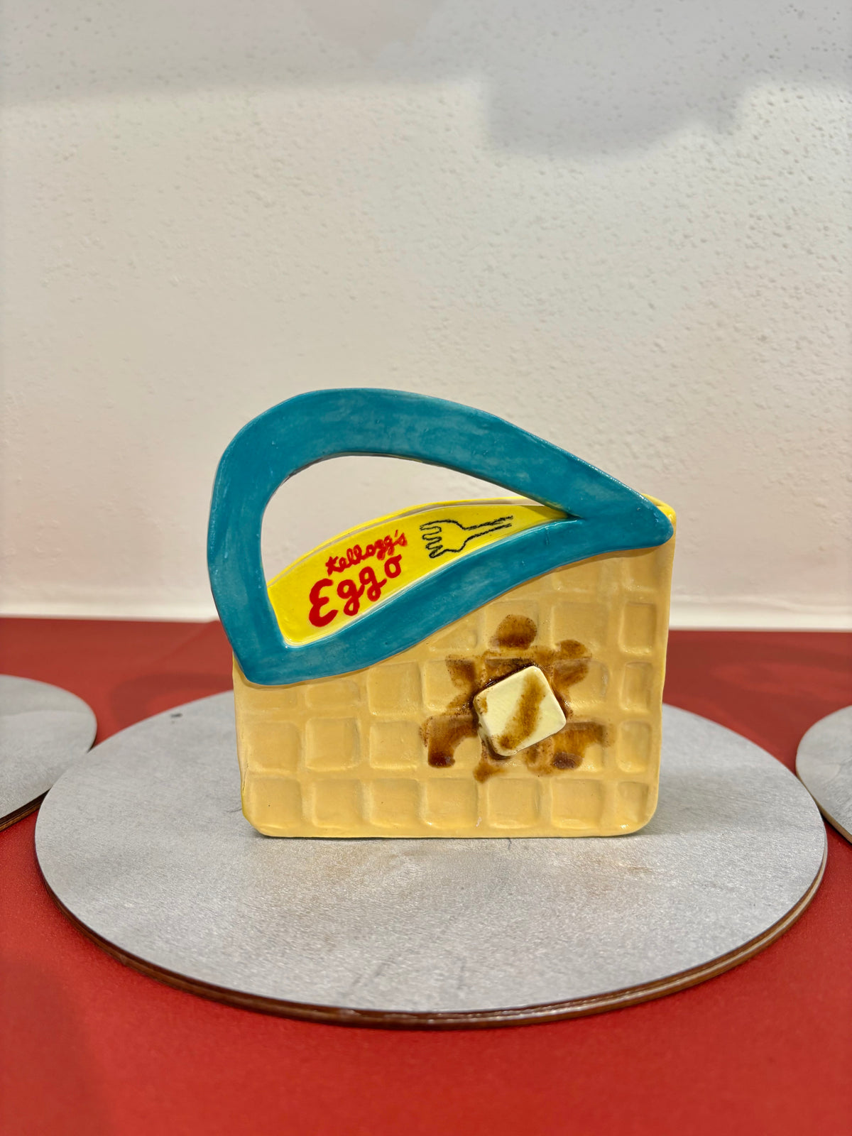 Eggo Purse